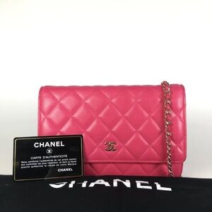 AUTHENTIC Chanel Wallet on Chain (WOC) Pink Lambskin